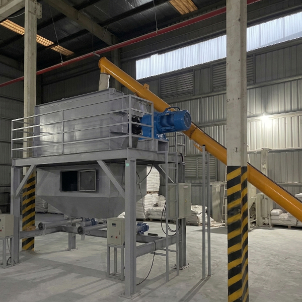 máy trộn bột bả 2000kg