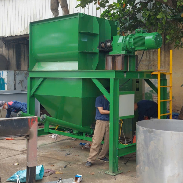 Máy trộn bột bả 2000kg