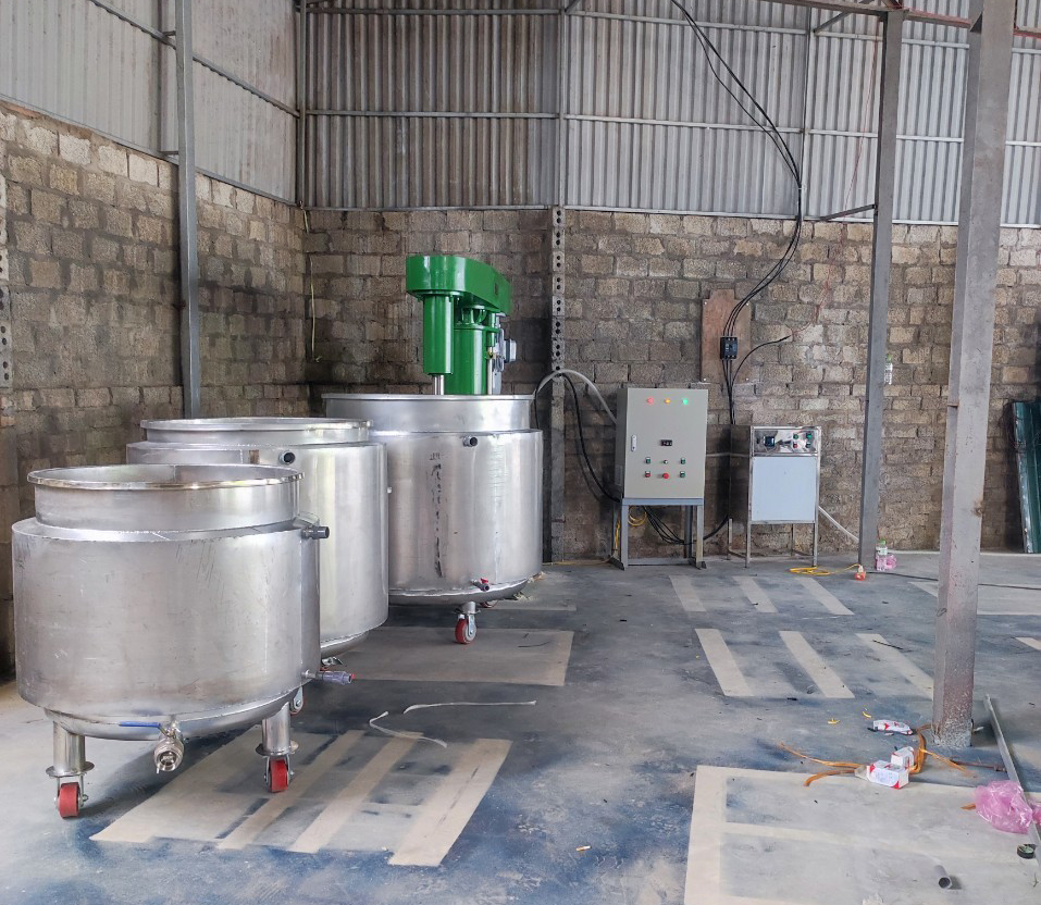 Ảnh sản phẩm Máy khuấy keo 1000 lít 1