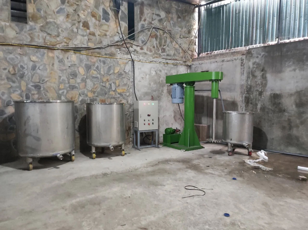 Ảnh sản phẩm Máy khuấy keo 300 500 lít 4