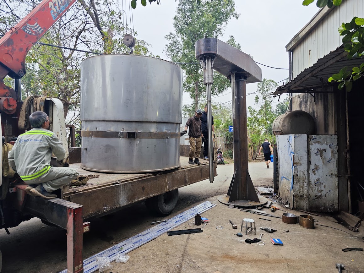 Ảnh sản phẩm Máy trộn sơn sàn thao tác 10000 lít 2