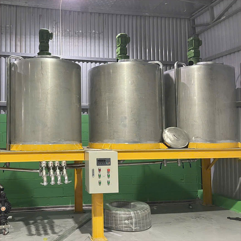Bồn chứa sơn 1000 lít