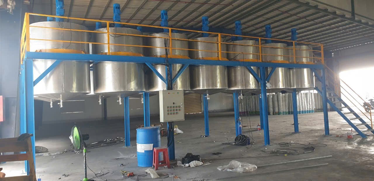 Ảnh sản phẩm Bồn chứa sơn 2500 lít lắp sàn thao tác 2