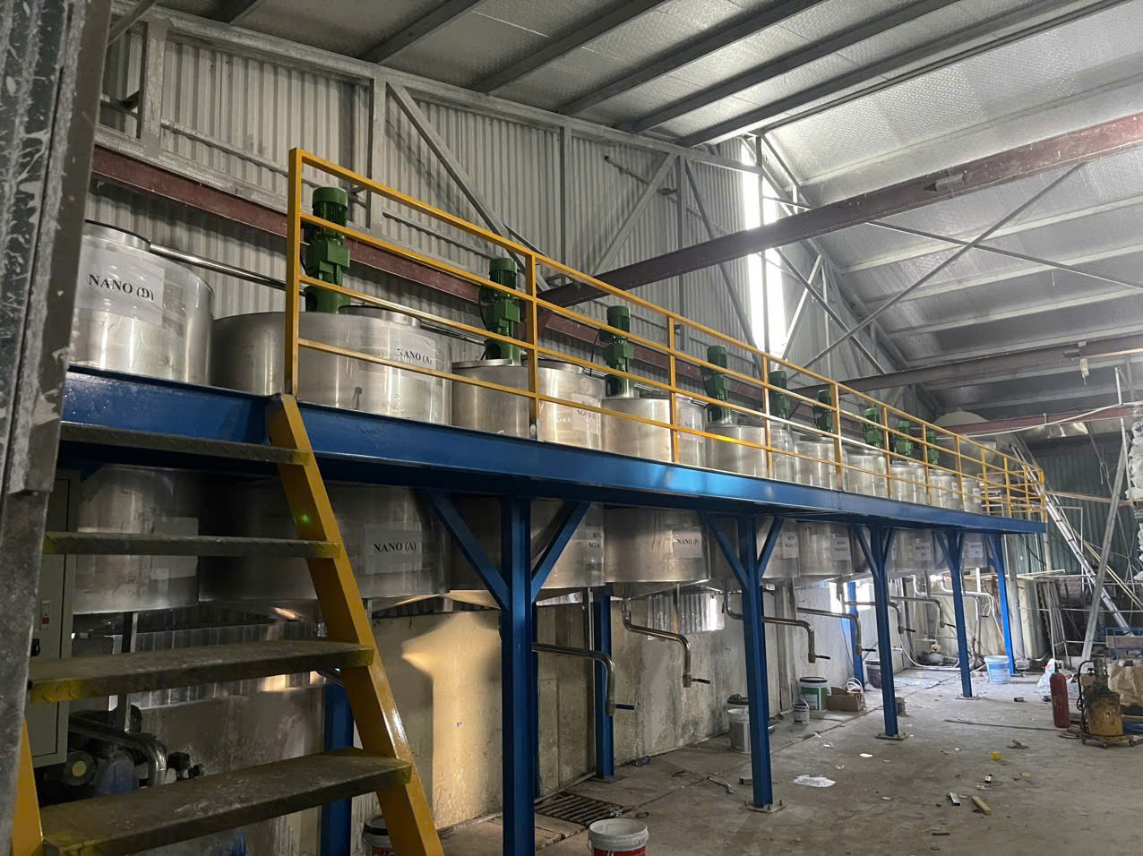 Ảnh sản phẩm Bồn chứa sơn 1500 lít 2