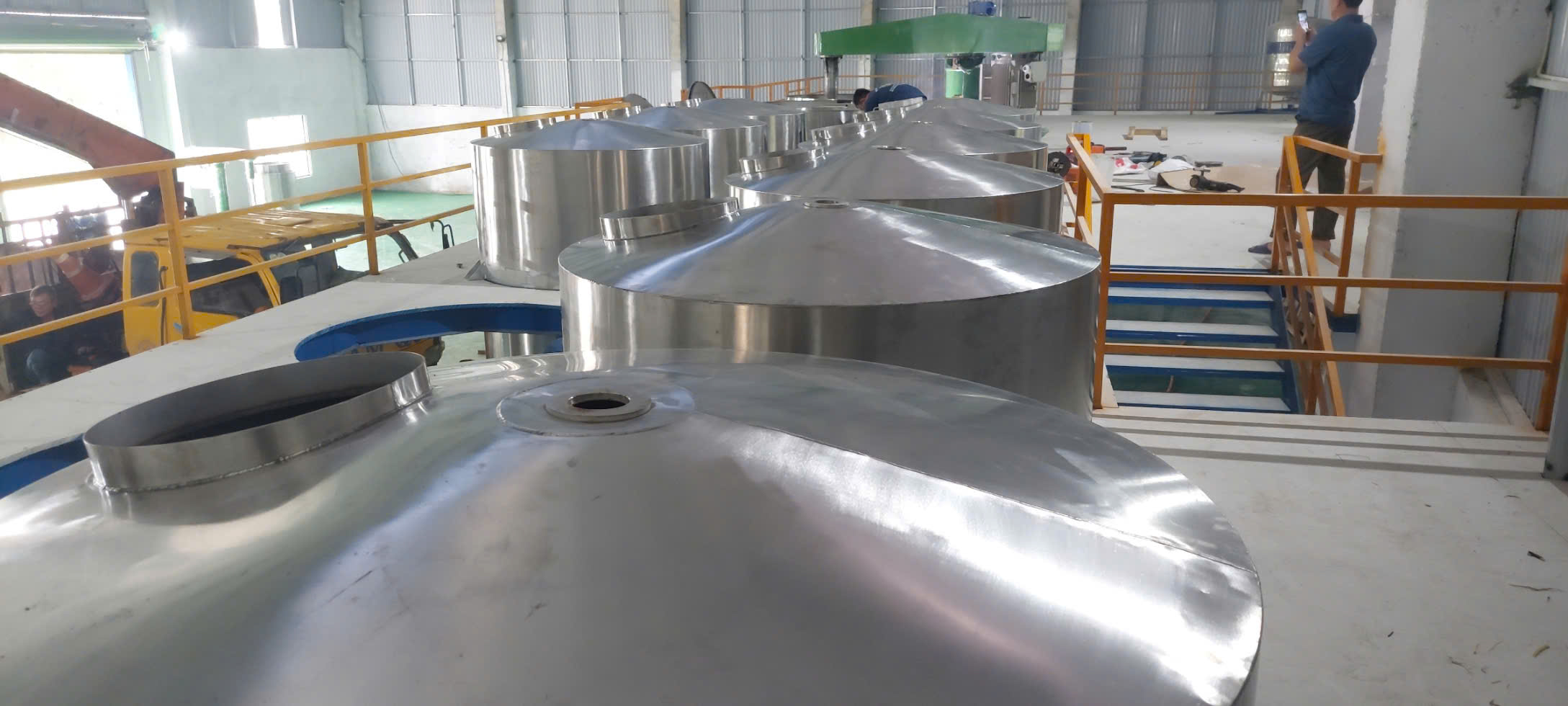 Ảnh sản phẩm Bồn chứa sơn 6000 lít 2