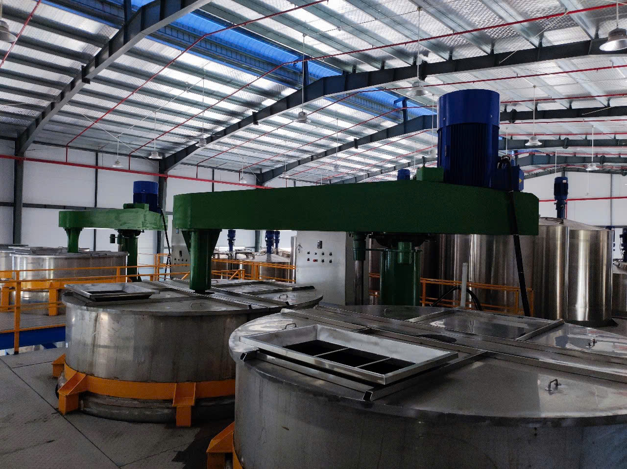 Ảnh sản phẩm Máy khuấy sàn thao tác 9000 lít 160kW 1