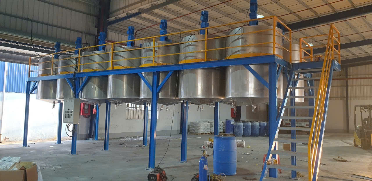 Ảnh sản phẩm Bồn chứa sơn 2500 lít lắp sàn thao tác 4