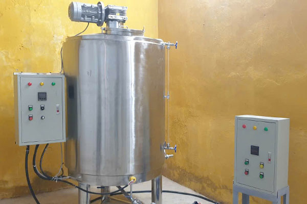 Tìm hiểu về máy khuấy gia nhiệt trong bối cảnh siết chặt tiêu chuẩn an toàn hóa mỹ phẩm