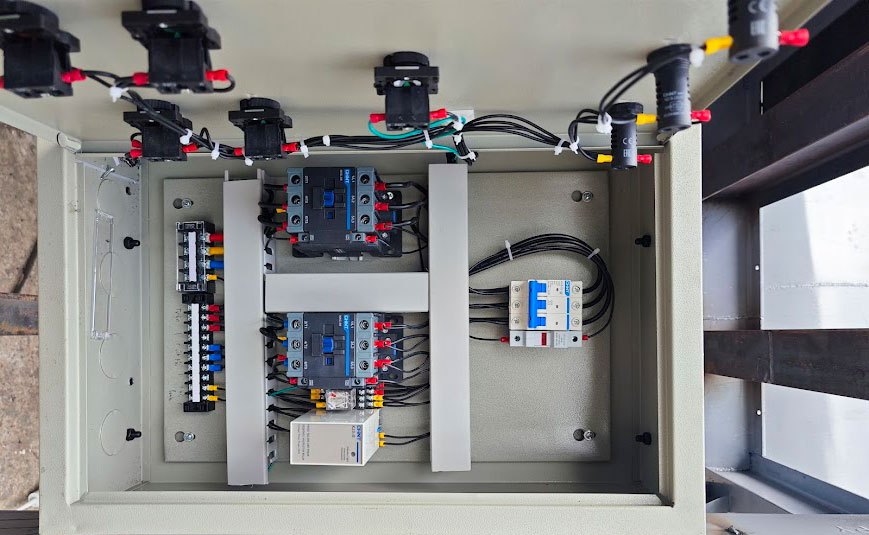 tủ điện máy trộn vữa khô 1000kg 2 tầng