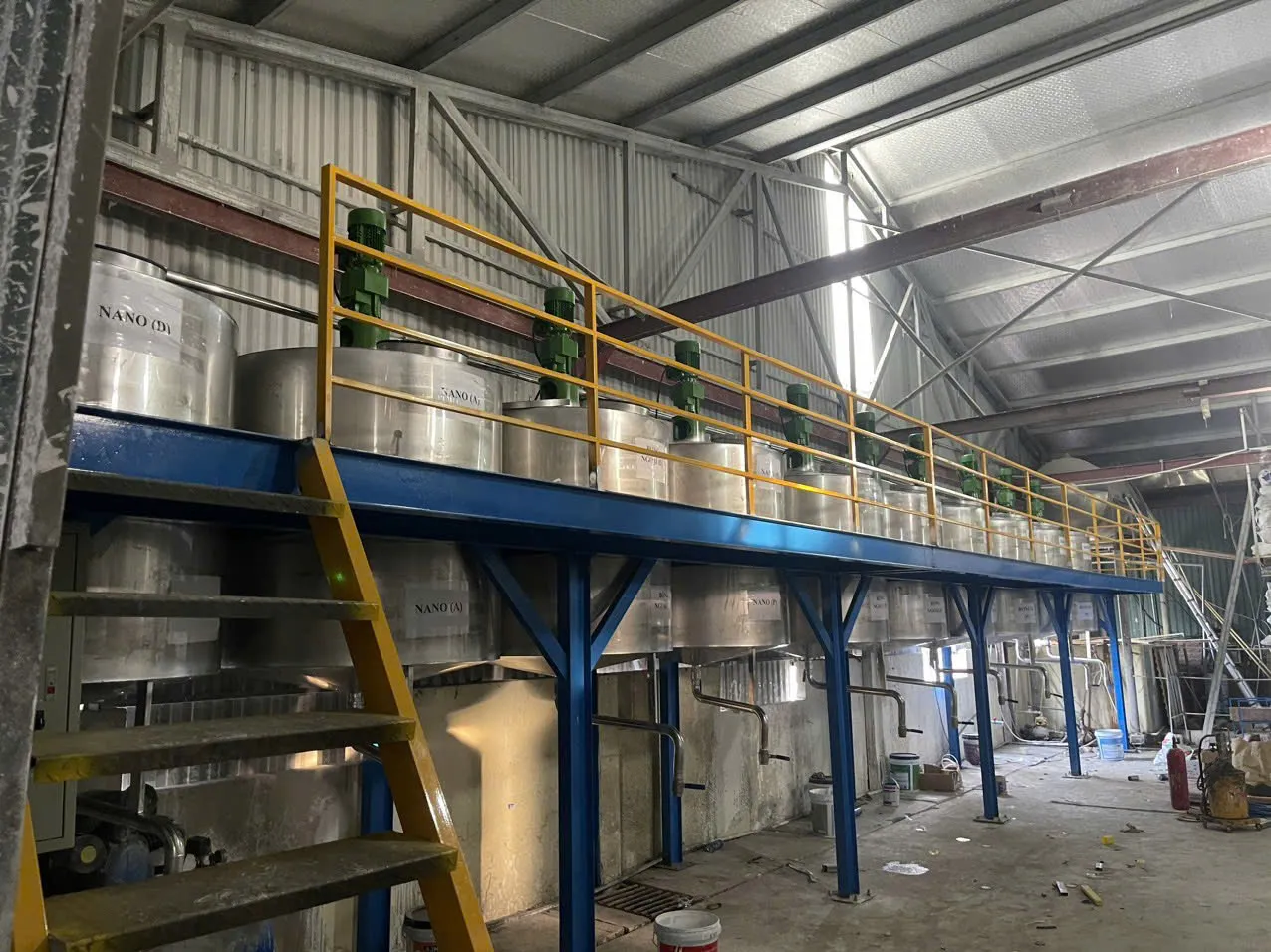 Ảnh sản phẩm Bồn chứa sơn 1500 lít 2