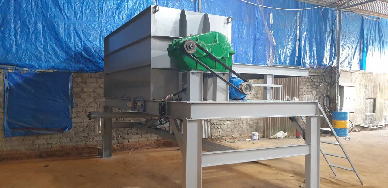 Ảnh sản phẩm Máy trộn bột bả 2000kg 1 tầng trộn 1