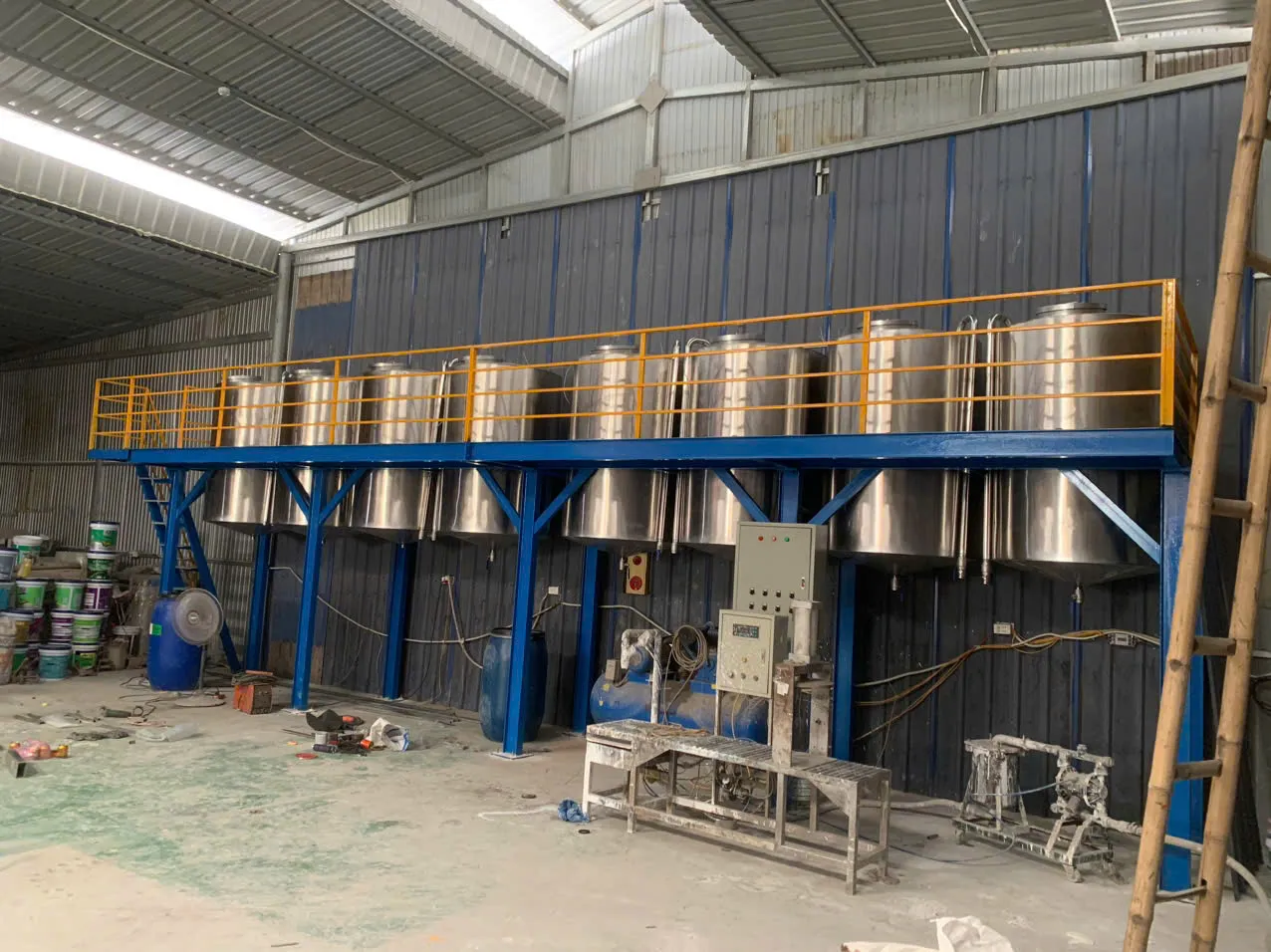 Ảnh sản phẩm Bồn chứa sơn base đậm 600 700 lít 4