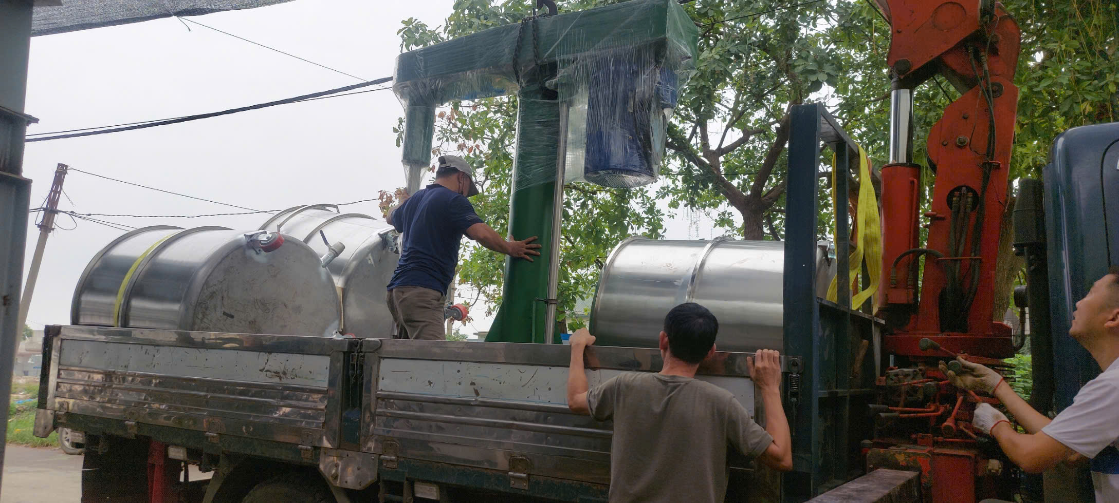 Ảnh sản phẩm Máy khuấy sơn 2000 lít 2