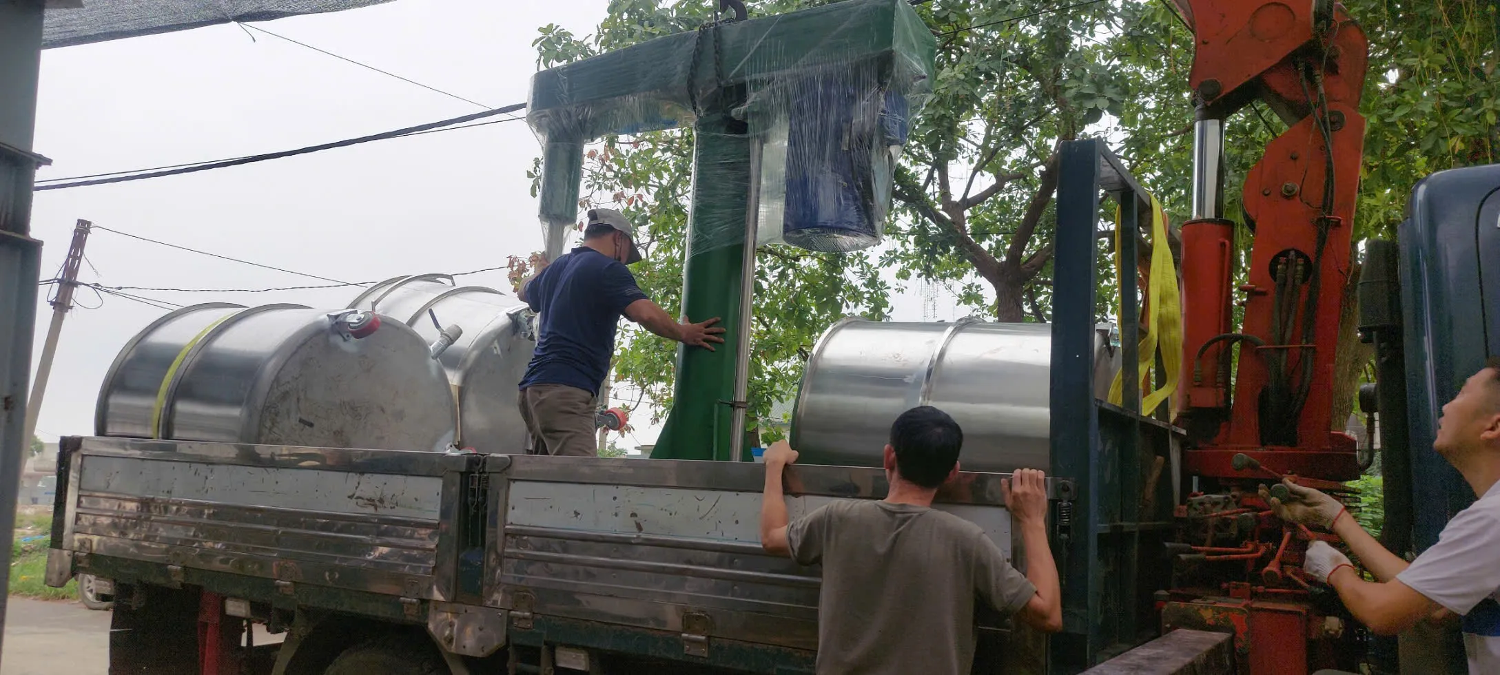 Ảnh sản phẩm Máy khuấy sơn 2000 lít 2