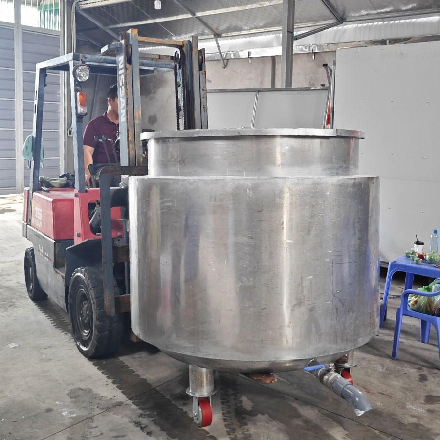 Ảnh sản phẩm Bồn khuấy sơn 1500 lít 2 lớp 1