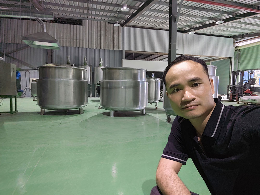 Ảnh sản phẩm Bồn khuấy keo 2000 lít 3