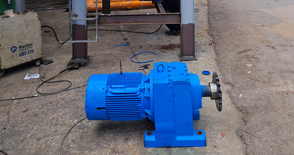 động cơ máy trộn keo dán gạch
