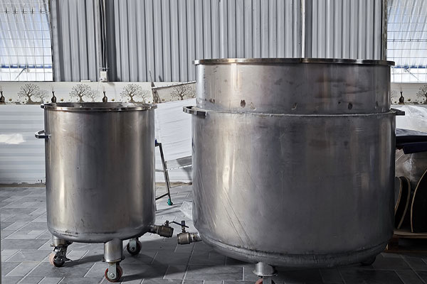 So sánh bồn khuấy sơn 1 lớp và 2 lớp loại nào tốt hơn?