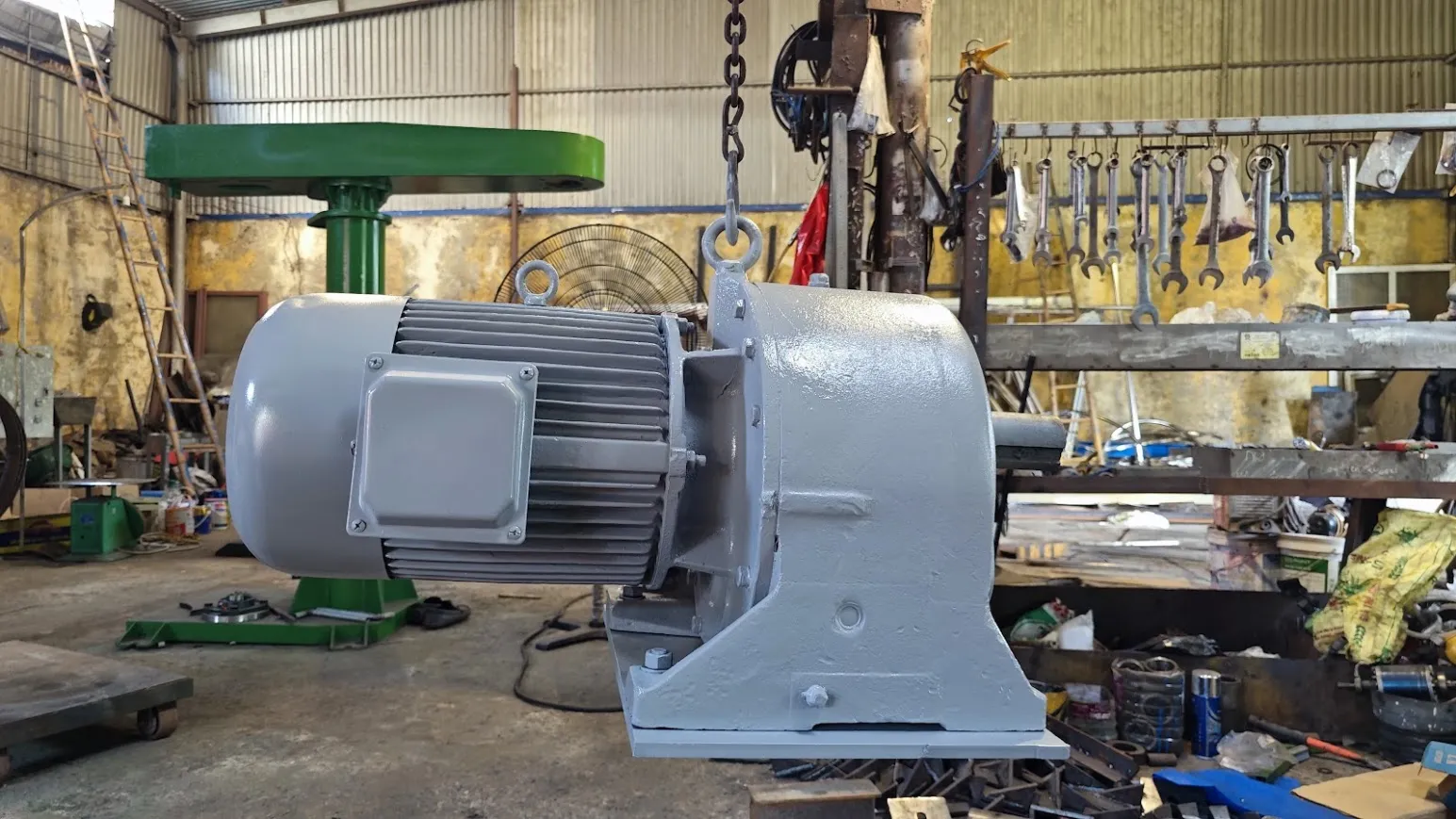 động cơ máy trộn bột bả 1000kg
