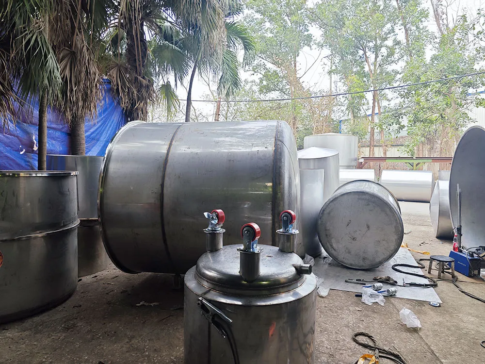 Ảnh sản phẩm Bồn khuấy keo 2000 lít 1