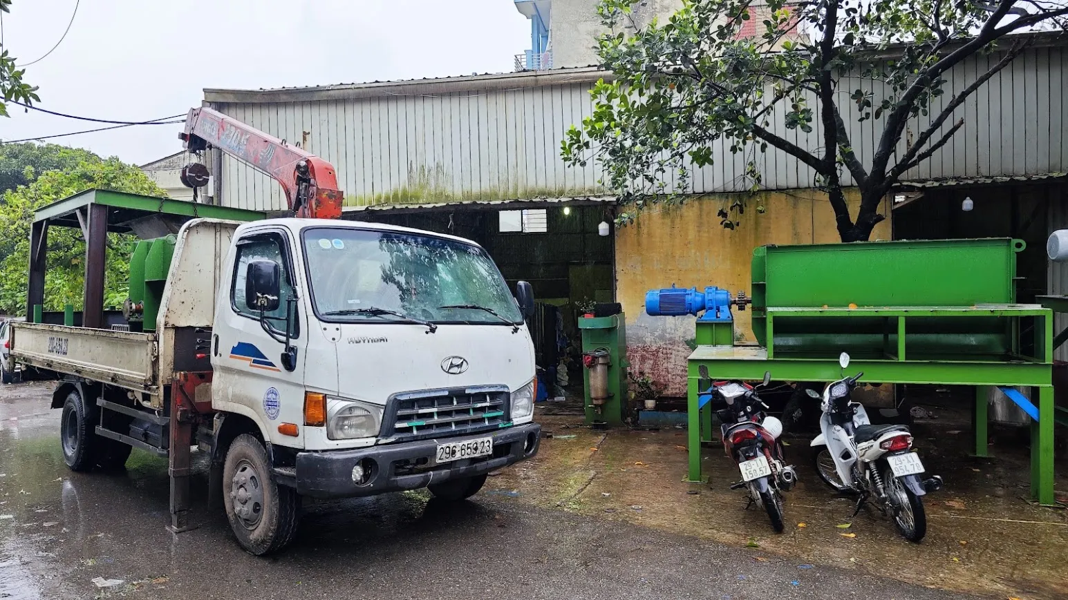vận chuyển máy trộn bột bả 1000kg