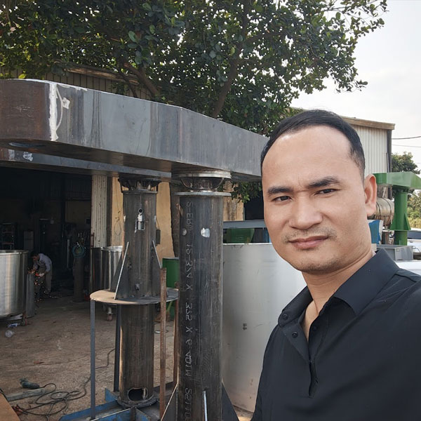 ceo máy khuấy trộn